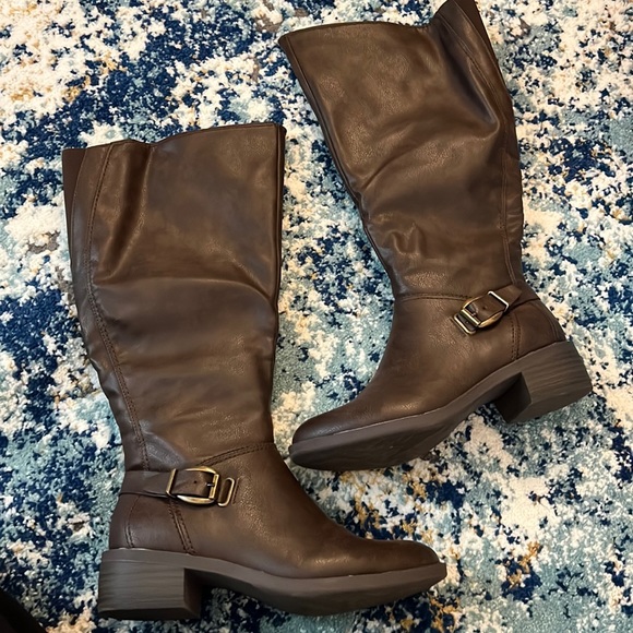 Baretraps Wide Calf Sasson Boot - Picture 1 of 5